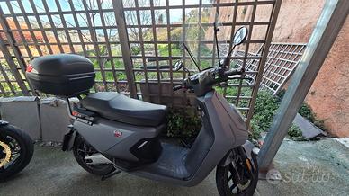 Scooter elettrico Niu Evo 100 km/h