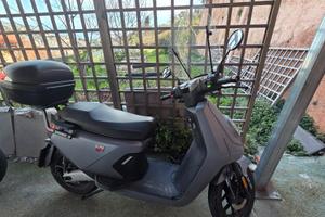 Scooter elettrico Niu Evo 100 km/h