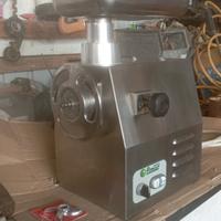 tritacarne industriale 380v