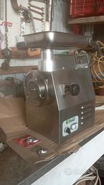 tritacarne industriale 380v