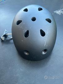 Casco Casco per roller, skateboard, monopattino