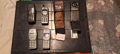 Vecchi telefonini.