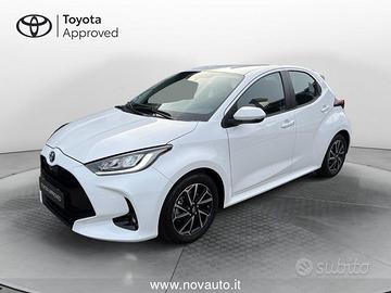 Toyota Yaris Hybrid Trend MY22