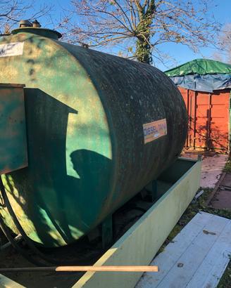 Serbatoio diesel tank