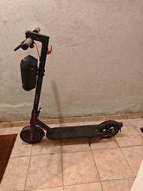 monopattino Xiaomi pro 2s usato pochi km.