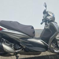 Piaggio Beverly 300 i.e. HPE