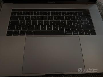 Macbook Pro 2018 15' - 32ram/1tb/i9