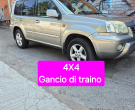 Nissan x trail. 4x4 GANCIO TRAINO