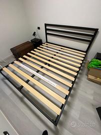 Letto matrimoniale 
