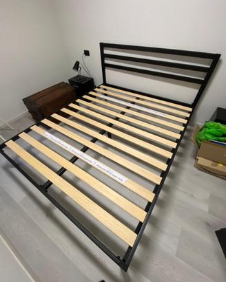 Letto matrimoniale 