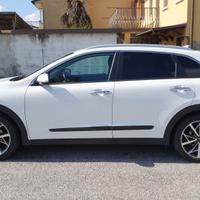 KIA NIRO  FULL HIBRID