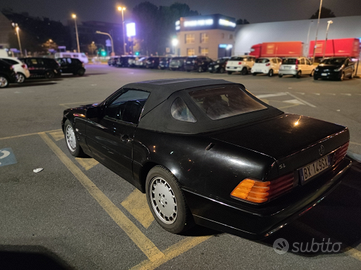 Mercedes sl 300 anno 90