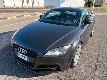 Audi TT  2.0 TDI quattro s-line