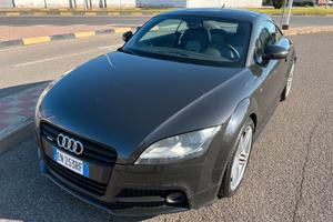 Audi TT  2.0 TDI quattro s-line