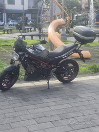 Moto Suzuki sv 650