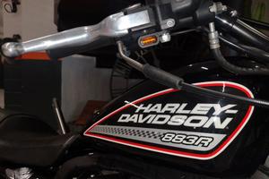 Harley Davidson 883R