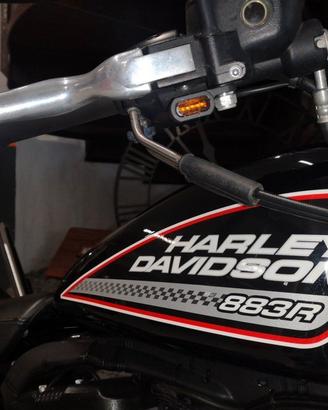 Harley Davidson 883R