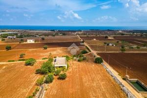VILLA SINGOLA A POLIGNANO A MARE