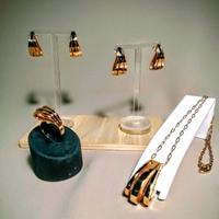 Lotto 19pz. Bijoux nuovi dorati oro 750°.