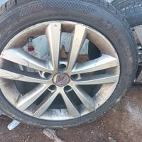 gomme con cerchi 215-50-17 