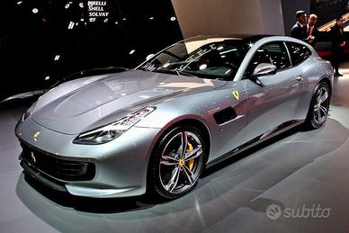 Parabrezza Ferrari GTC4 Lusso