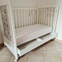Lettino materasso piumini e completo letto