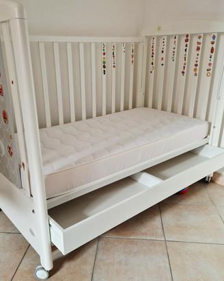 Lettino materasso piumini e completo letto