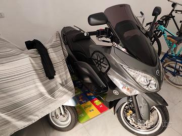 Yamaha T Max 500