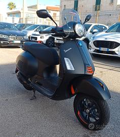 Piaggio Vespa 310 GTS Super 700KM!!