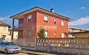 villa-bifamiliare-con-ampio-giardino-privato-e-d