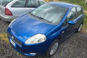 Fiat Grande Punto 1.2 benzina neopatentati
