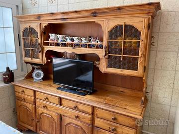 Credenza da cucina in legno