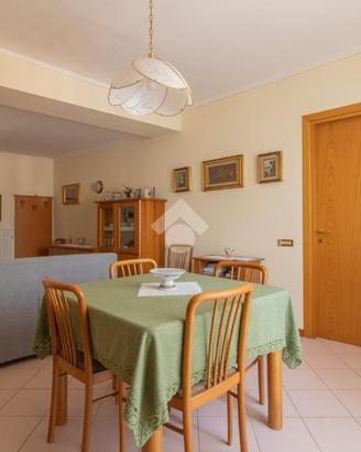 2 LOCALI A AGNOSINE