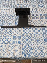 piede tv nuovo 40 pollici Hisense