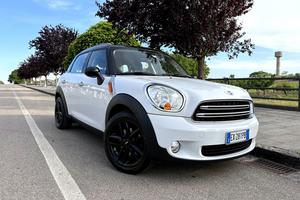 MINI Countryman D Automatica 2.0 in perfetto stato