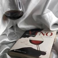 "VINO - Manuale del Sommelier" - Giunti Demetra