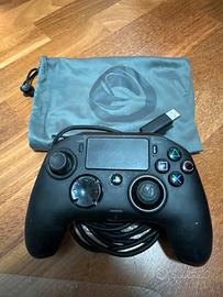 Controller Nacon Revolution (PS4/PC) con cavo