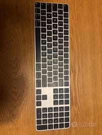 Magic Keyboard nera