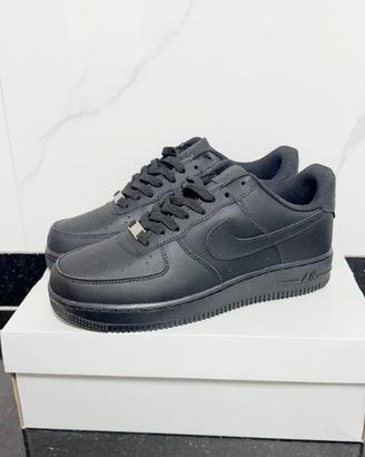 Nike Air Force 1 Low Nere EU 45