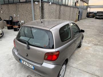 Toyota Yaris 1.3i benzina euro4