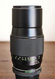 VOITGLANDER COLOR DYNAREX  200 F 3.5   -  FUJI