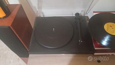 Impianto audio GIRADISCHI LETTORE CD AMPLIFICATORE