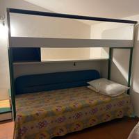 Letto a soppalco in legno massello