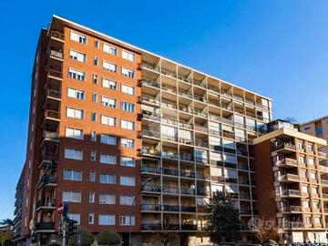 Trilocale + cucinino+cantina+ 2 climatizzatori