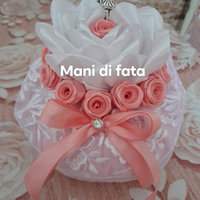 Bon bon realizzato interamente a mano