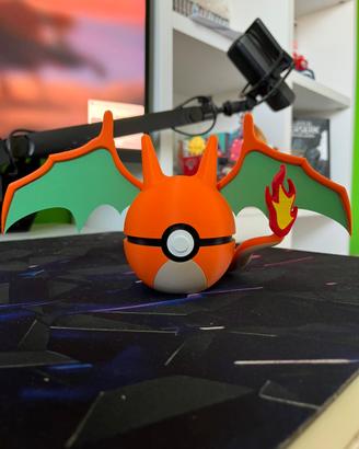 Pokeball charizard