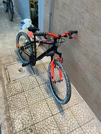 Bicicletta Rockrider 500