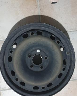 Cerchi in ferro per VW POLO 4ª SERIE R15