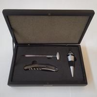 Cofanetto "Linea Bar" con set enologico