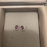 Orecchini in oro con rubino e diamanti